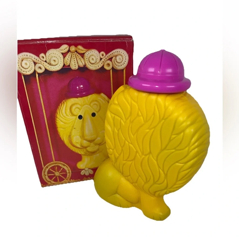 🆕Avon Vintage‎ 1974 NOS boxed “Loveable Leo” Lion shampoo/ plastic bank kitschy